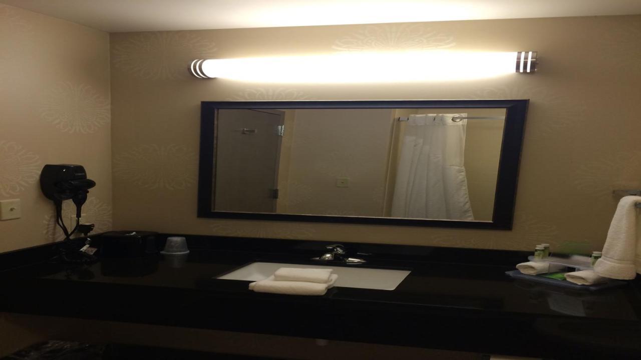 Holiday Inn Guin By Ihg Twin Dış mekan fotoğraf