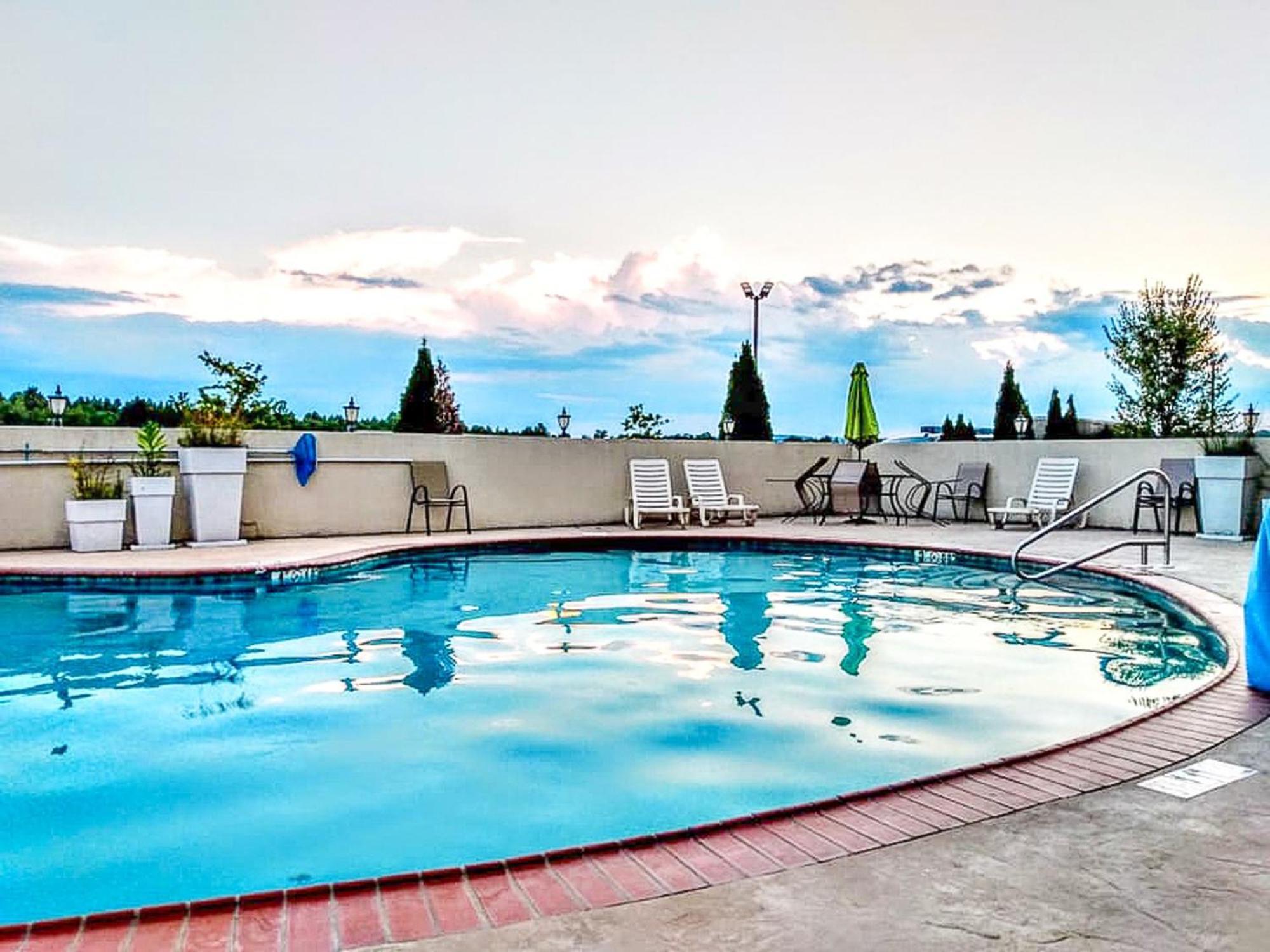 Holiday Inn Guin By Ihg Twin Dış mekan fotoğraf