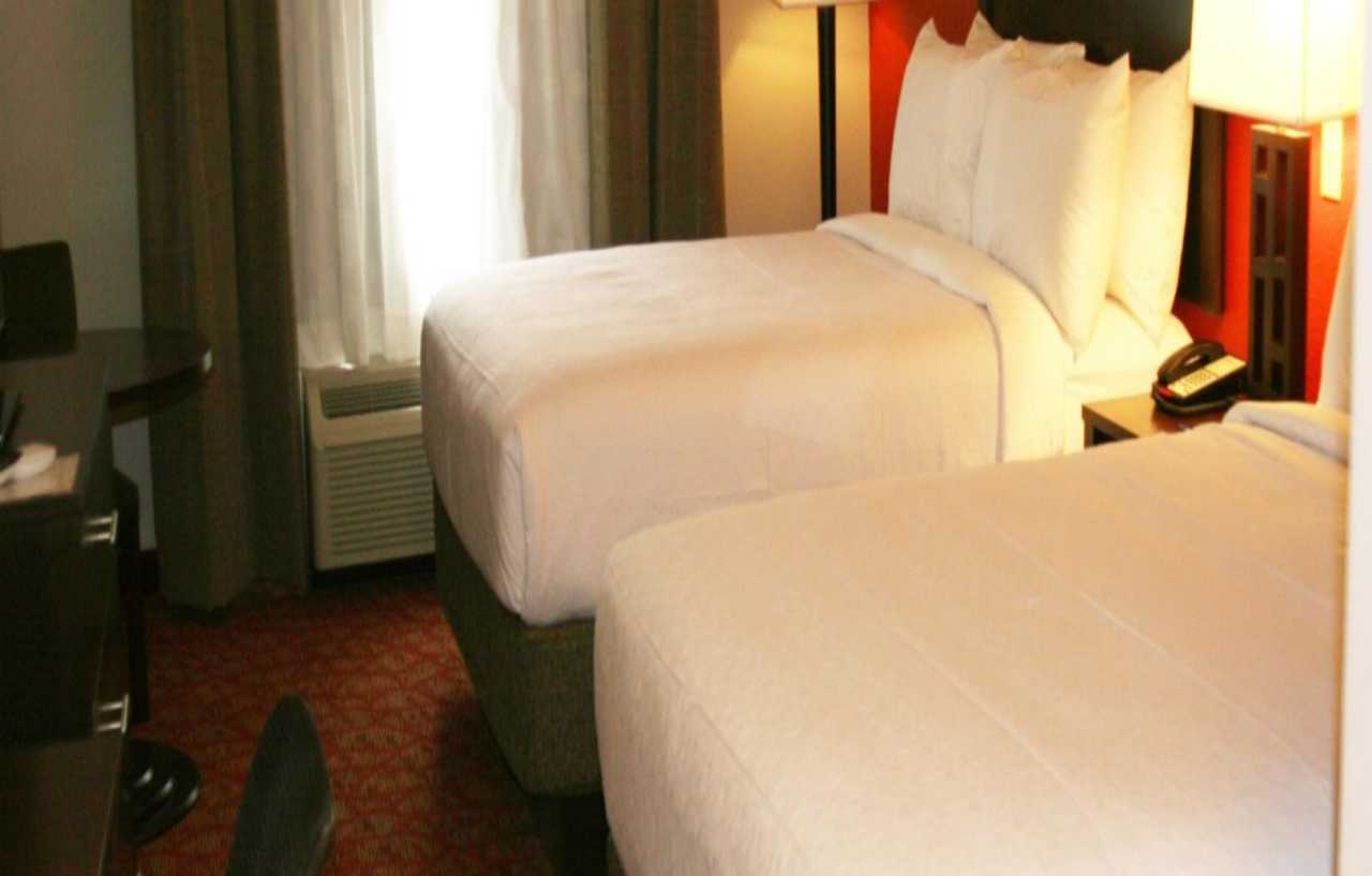 Holiday Inn Guin By Ihg Twin Dış mekan fotoğraf